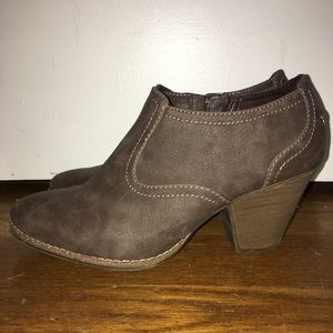 Dr. Scholls size 8 brown booties